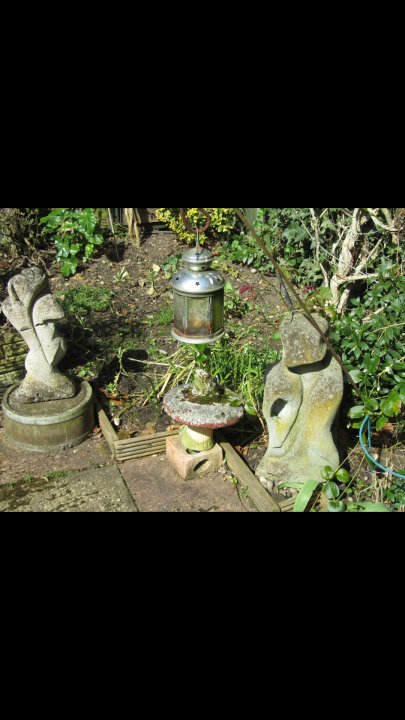 Garden sculptures (in situ)