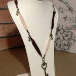 Brown & Cream Velvet Necklace