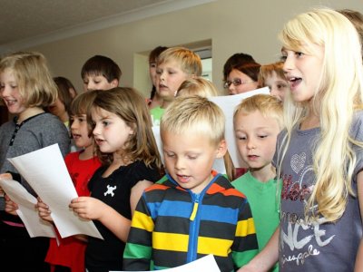 Performance and confidence building classes for 2-13yrs!