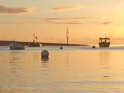 REMEMBRANCE DAY SUNRISE - MOUTH OF THE TEIGN ESTUARY